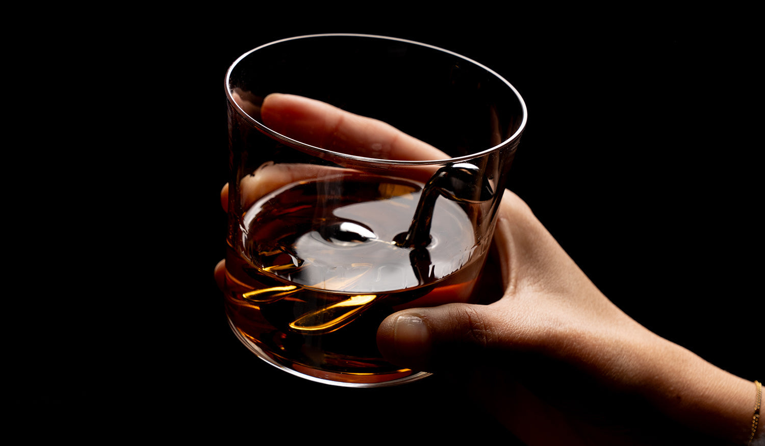 Why Whisky Stones Are the Future of Sustainable Cocktails